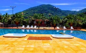 Maresias Beach House - Casas de alugueis em cond beira mar